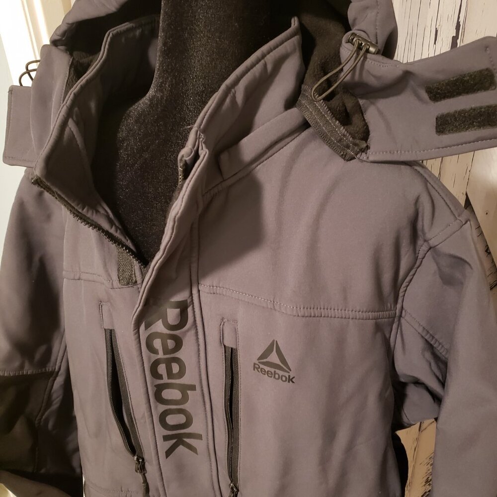 🔥 Men's Used Reebok Spring Fall Parka with Hood - Great Condition - Picture 2 of 5